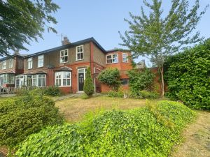 Hilda Avenue, Bury