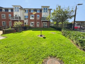 Manor Gardens, Hough Fold Way, Harwood