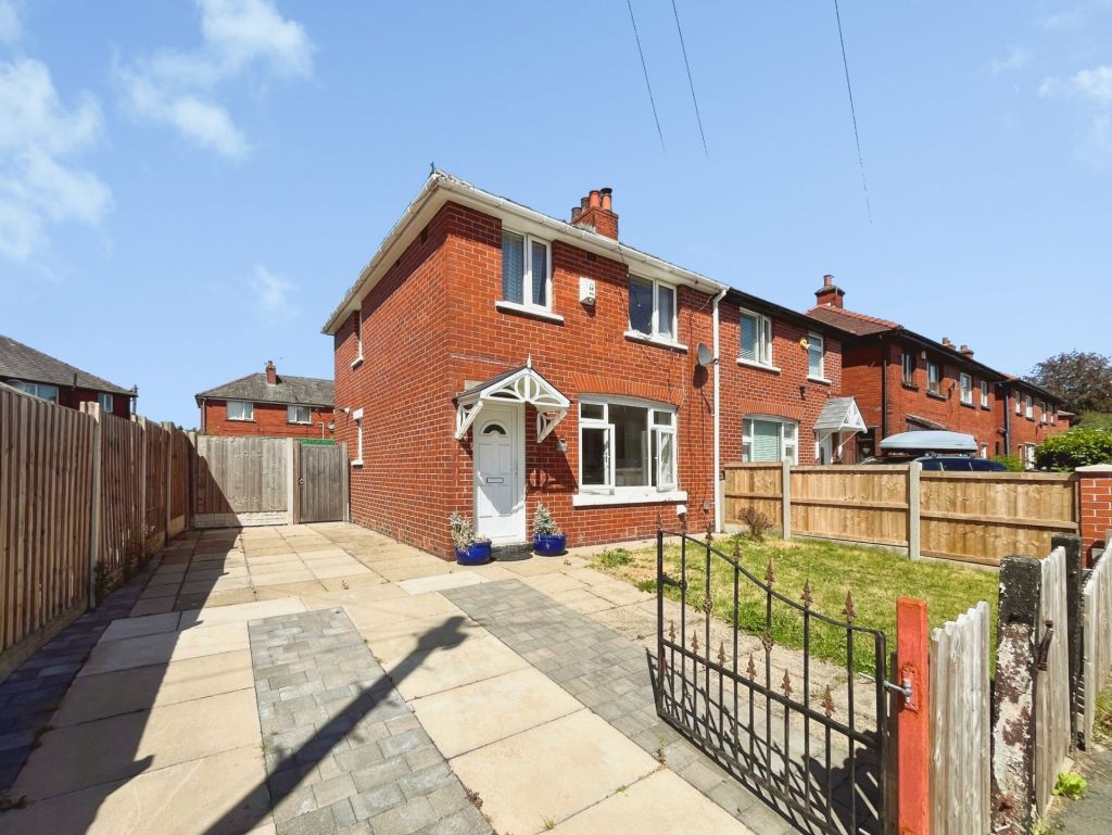 Crescent Road, Kearsley