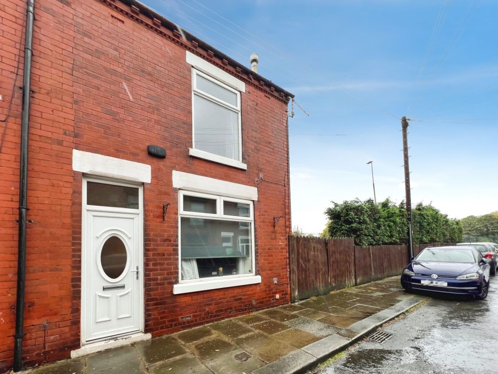Ivy Grove, Kearsley